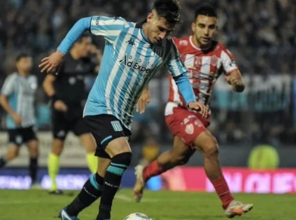 Copa Argentina: con uno menos y un gol sobre la hora, Talleres de Remedios de Escalada eliminó a Racing
