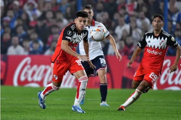 Copa Libertadores: River se durmió, empató 2-2 ante Nacional en Montevideo y postergó su clasificación a octavos