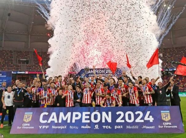 Estudiantes campeón de la Copa de la Liga: así quedó la tabla histórica de títulos del fútbol argentino