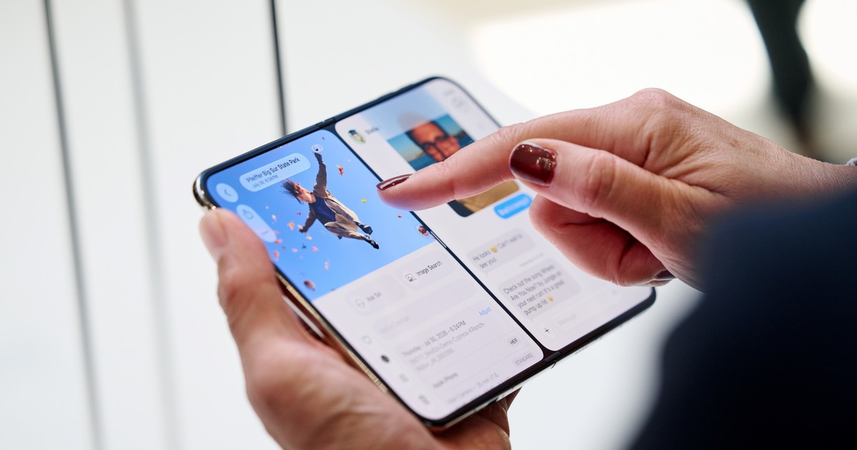 iphone-duo-vs.-los-mejores-plegables-del-mundo:-en-que-destaca-y-que-le-falta-al-nuevo-producto-estrella-de-apple