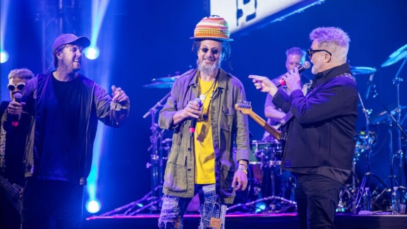 UNA NOCHE INMORTAL: LOS PERICOS PRESENTARON SU NUEVO DISCO EN EL GRAN REX Y DESATARON UNA FIESTA CON TODOS SUS CLÁSICOS.